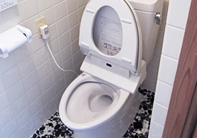 トイレ器具の取替工事